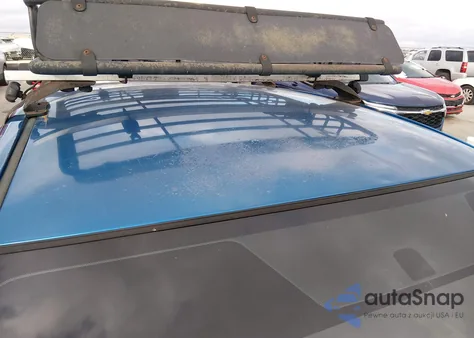 2010 Toyota Yaris из США, поврежденный, VIN JTDBT4K33A1384351